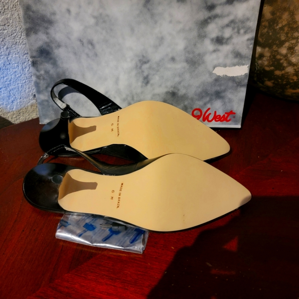 Womans strsp shoes